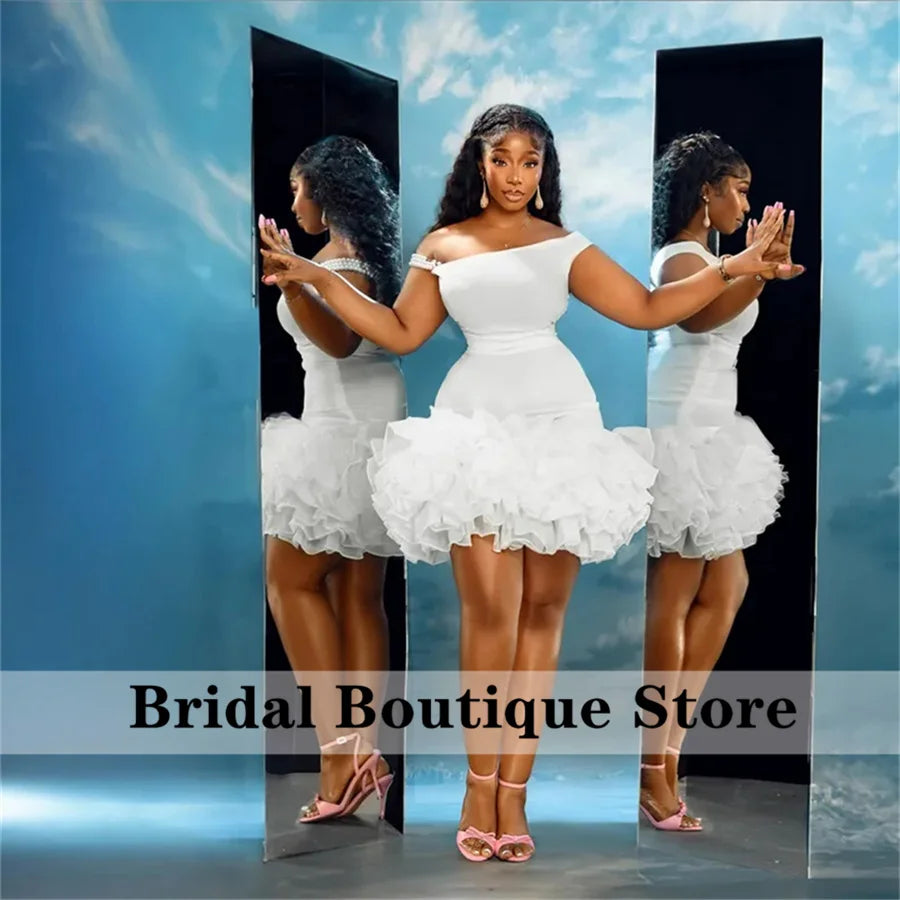 Sexy White Short Prom Dress 2024 For Black Girls Ruffles Pearls Off Shoulder Homecoming Gown Birthday Party Customized 