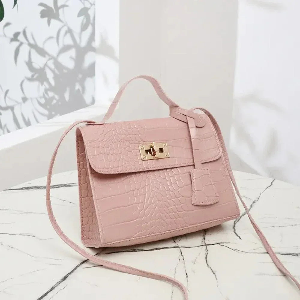 Hand Bags for Women. This Set of Women's Bags Is a Great Combination of Style and Functionali Bag Messenger Handbags