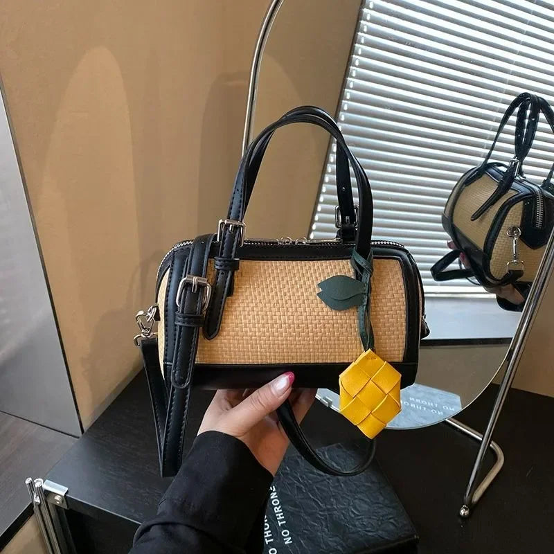 Trendy and Fashionable Woven Handbag for Women - New Style, Versatile for All Occasions, Crossbody Backpack with Boston Design.
