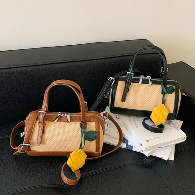 Trendy and Fashionable Woven Handbag for Women - New Style, Versatile for All Occasions, Crossbody Backpack with Boston Design.