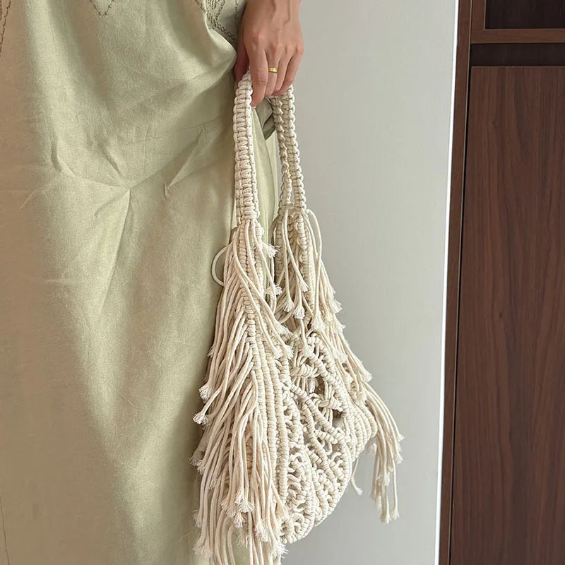 New Bohemian Hand-woven Bag Tote Hollow Beach Bags For Women Handbag Handmade Woven Shoulder Bag Summer Travel Bag
