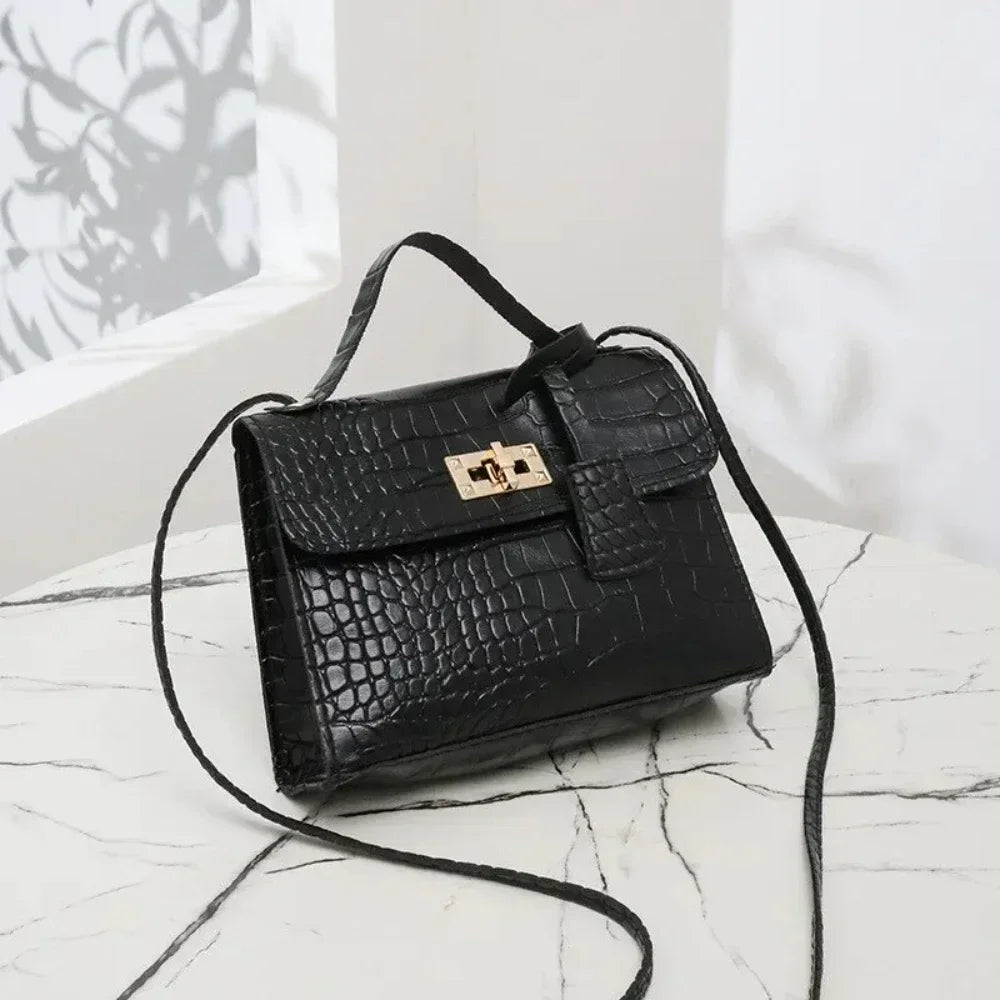 Hand Bags for Women. This Set of Women's Bags Is a Great Combination of Style and Functionali Bag Messenger Handbags