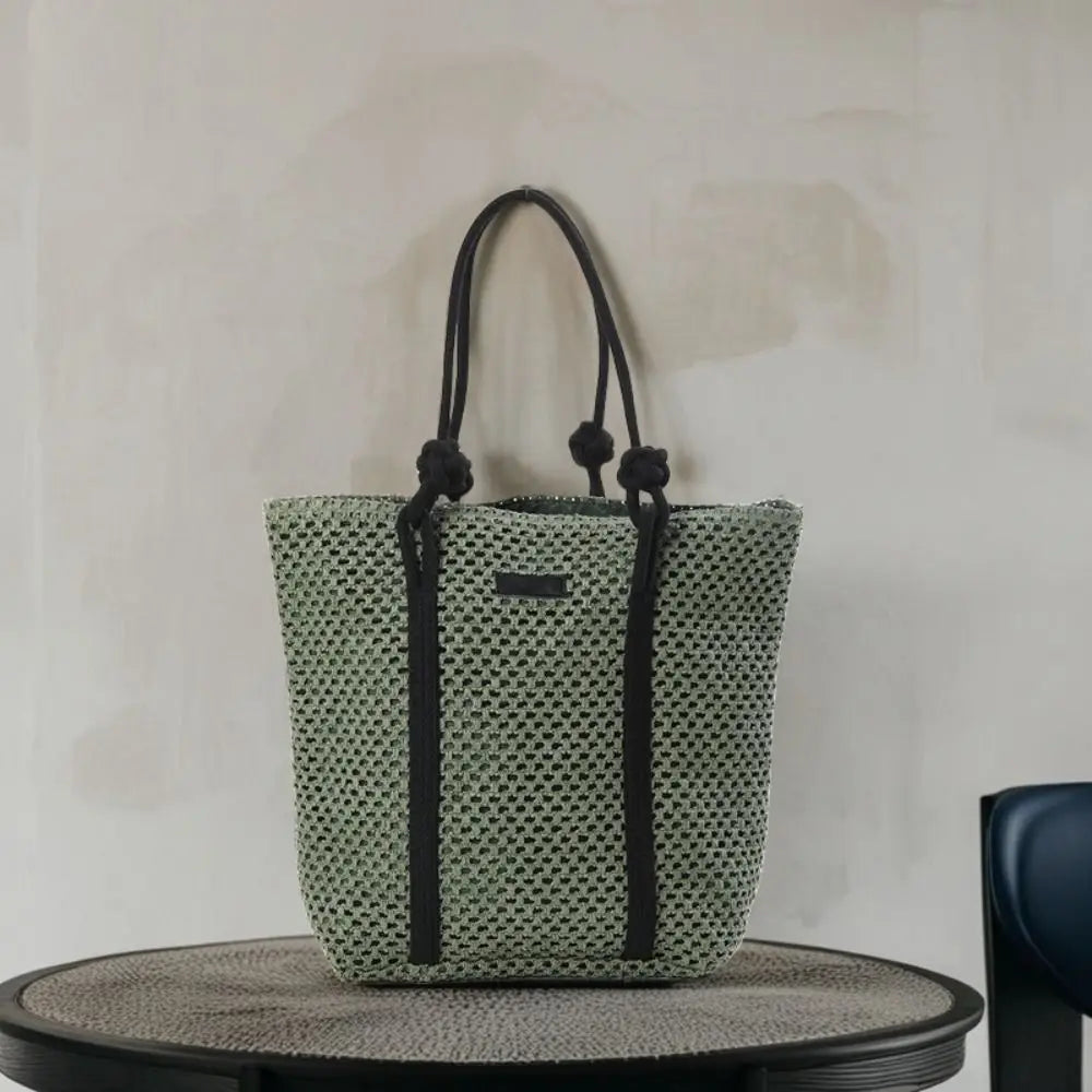Handmade Straw Woven Bags Large Capacity Zipper Closure Beach Handbags Top-Handle Solid Color Women's Shoulder Bags