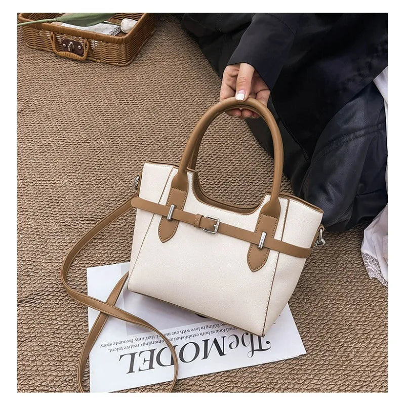 Daily commuting handbag, women's new fashionable retro high-end sensory communication bag, single shoulder crossbody bag